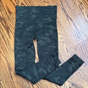 SPANX Women's Camouflage Leggings